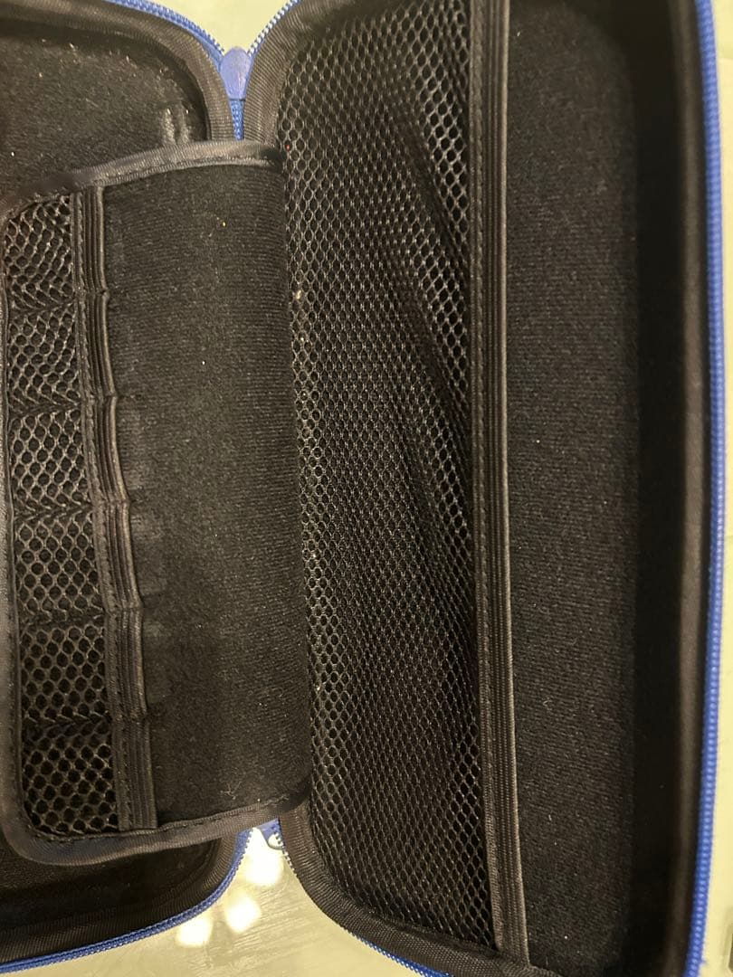 Nintendo Switch 本体 スイッチのカバー付き