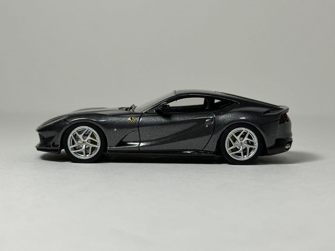 1/64 不正模玩 フェラーリ 812 スーパーファスト グレー