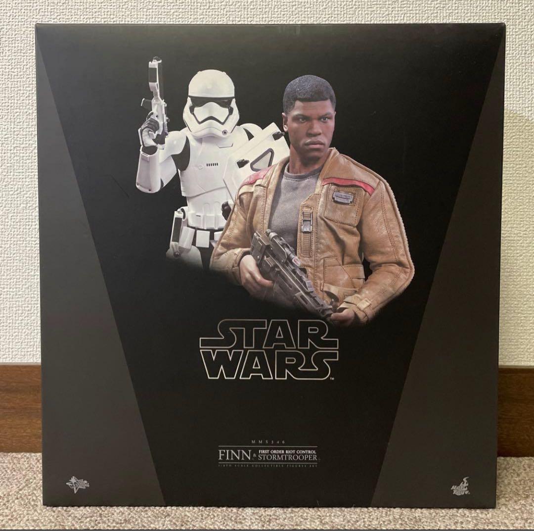 【美品】スター・ウォーズ　フィン & ストームトルーパー＜２体セット＞