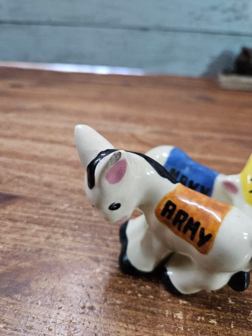 US VINTAGE ARMY NAVY 動物のマスコット 2体セット - メルカリ