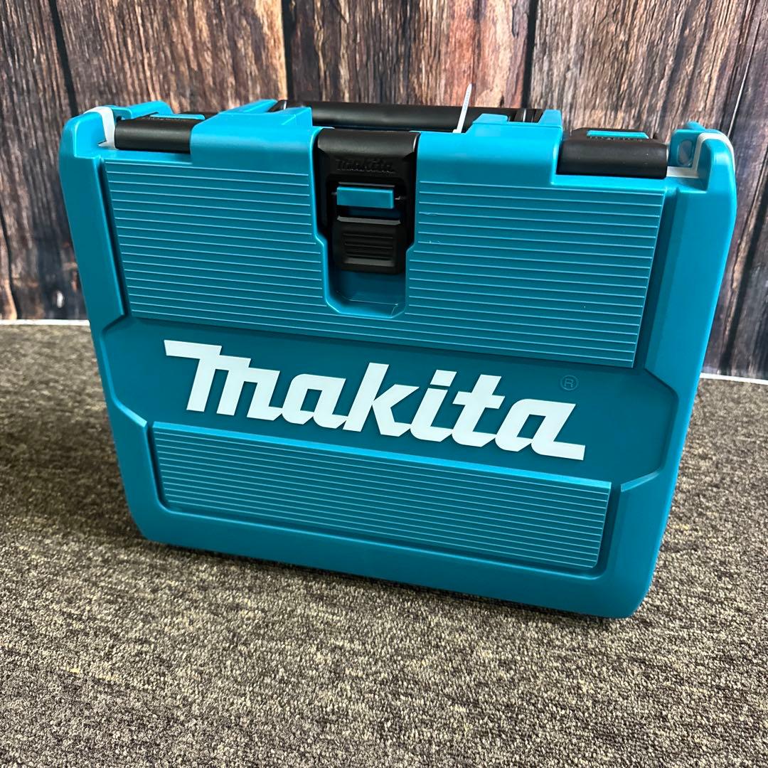 スイカ大✨ 手作り額付き作品 title「へいお待ち！ニャンコ」