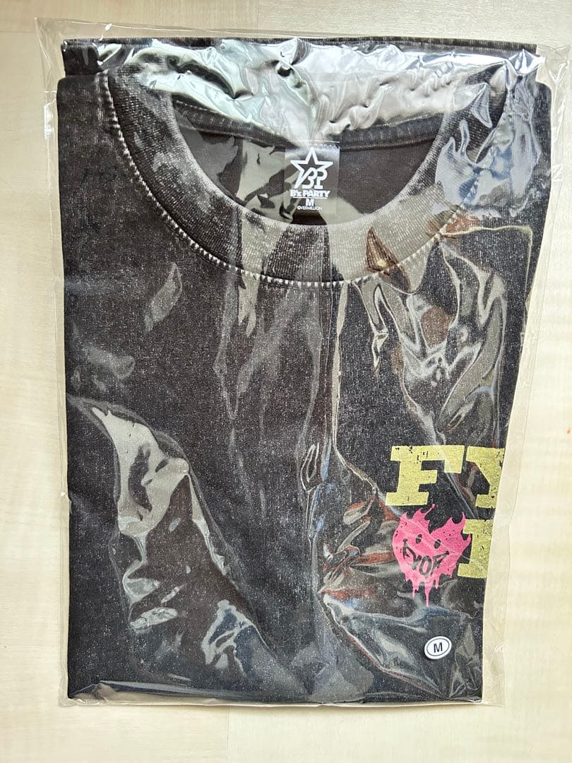 バウンディvaundyツアーグッズFUSION黒赤tシャツmサイズ Vaundy フェス
