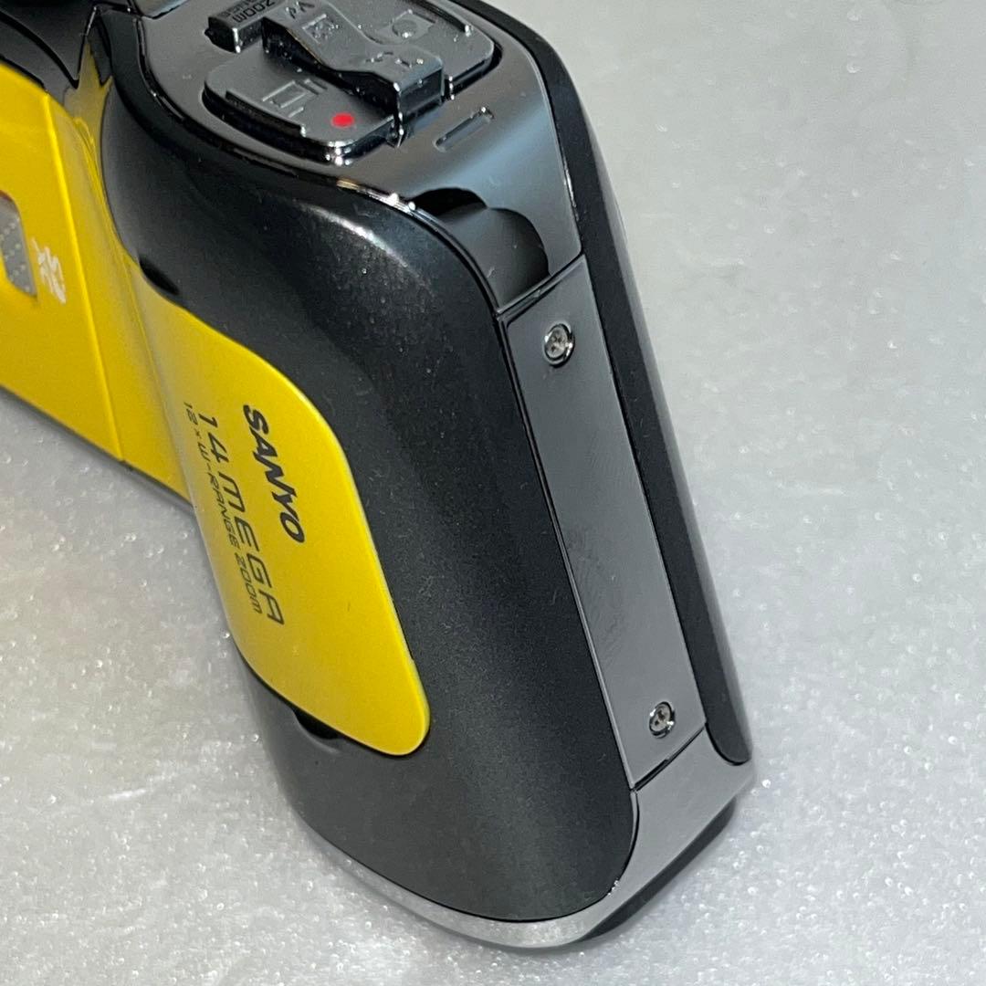 ☆人気美品☆SANYOデジタルムービーカメラXacti DMX-CA100Y