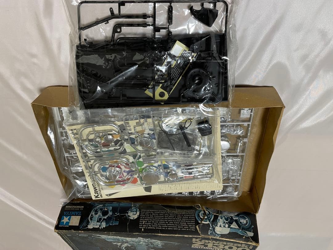 Kawasaki Z1300 プラモデルキット