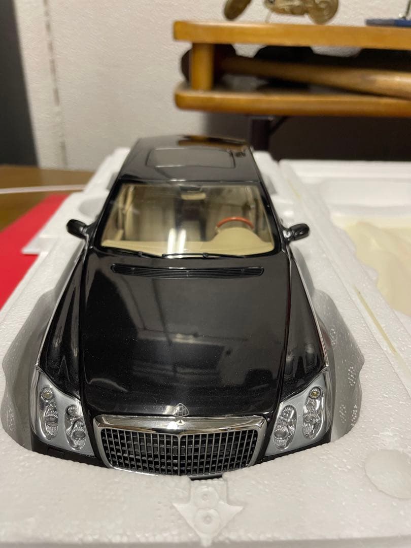 オートアート　メルセデスベンツ　マイバッハ57