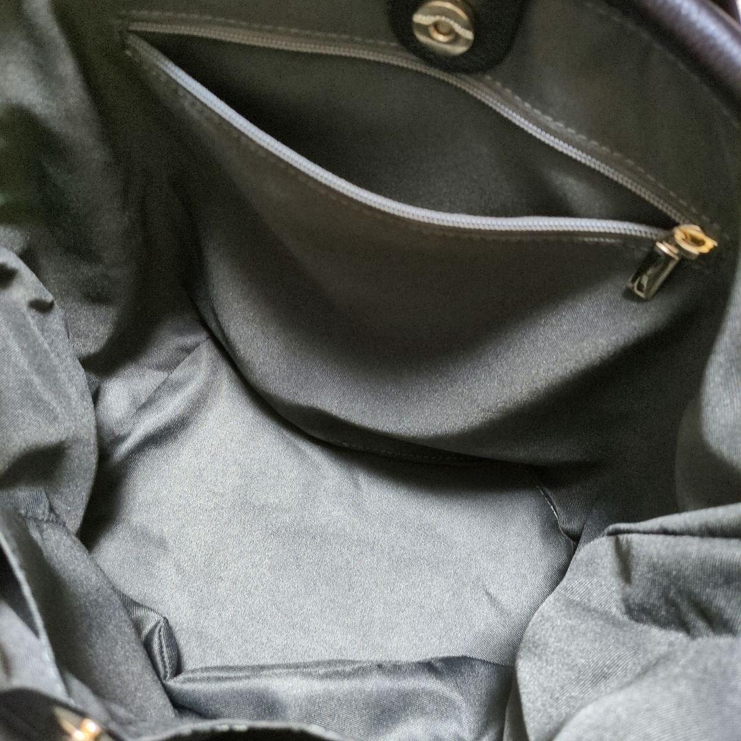 a*o様 【美品】 レザーなのにペットボトルより軽いバッグ SEAU パピヨネ