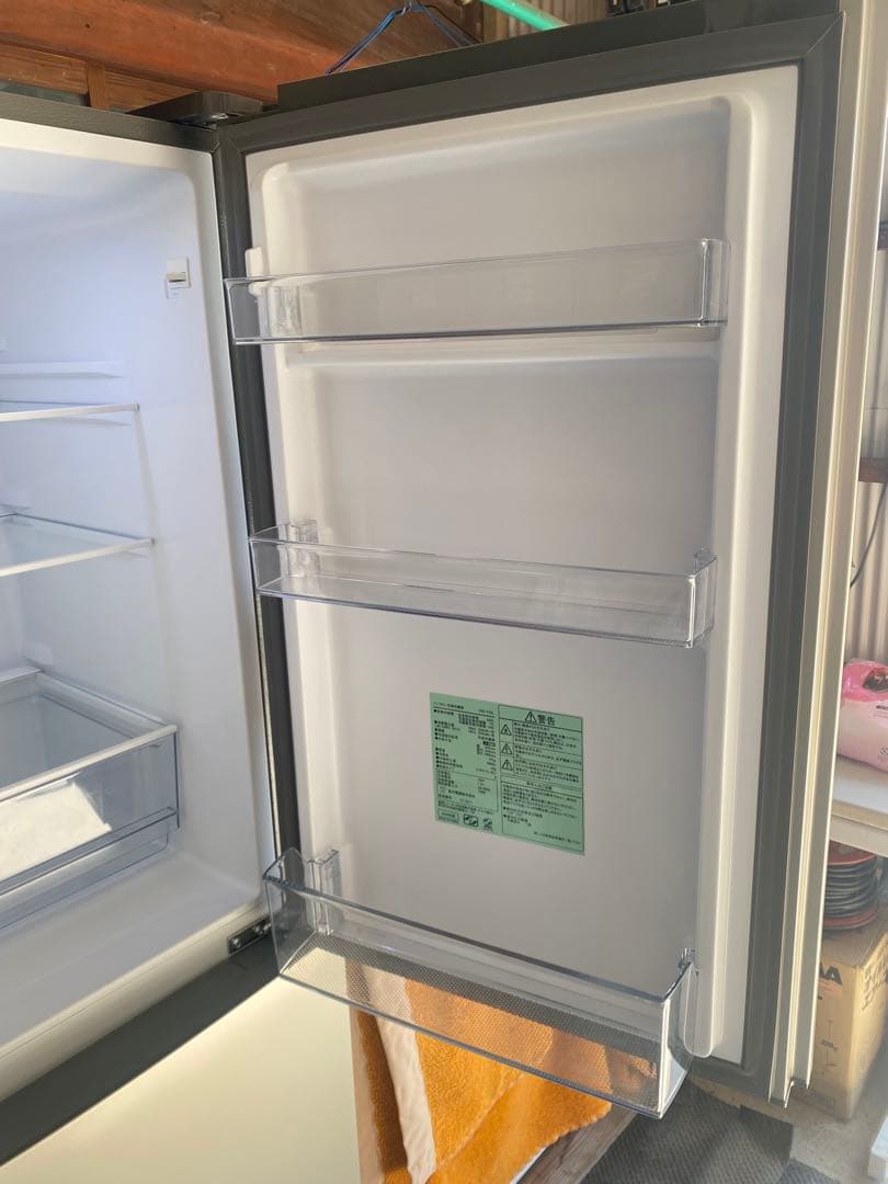 【美品】2024年製　ヤマダ電機オリジナル冷蔵庫　LED照明付き