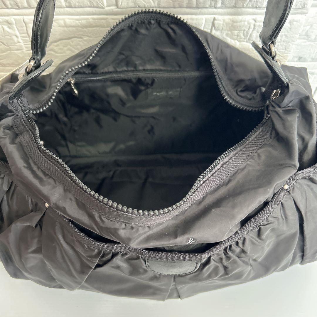 【タグ付き未使用品】アニエスベー　ボヤージュ　ショルダーバッグ　ナイロン　黒