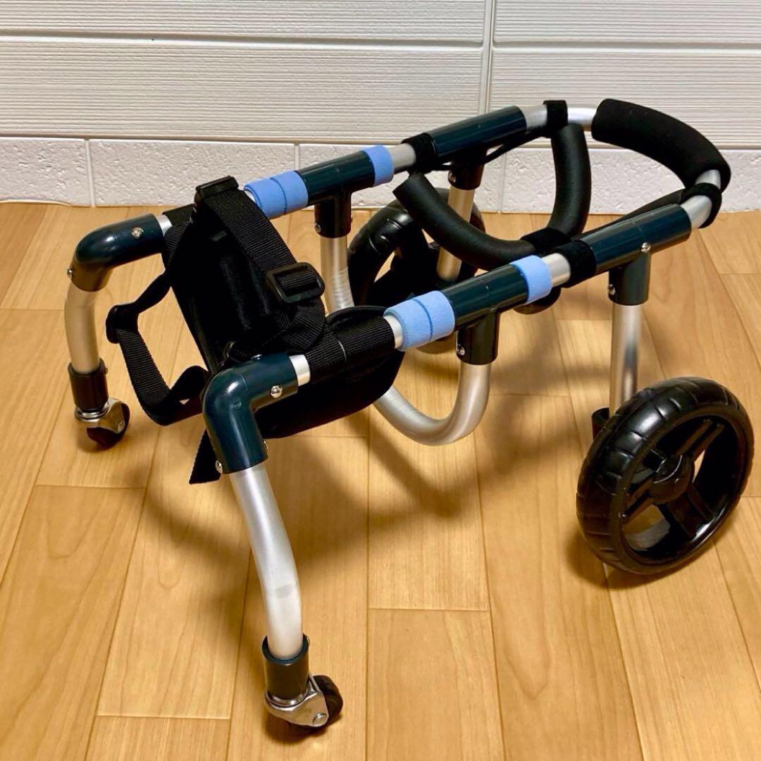 キャシー塚本様専用ページ□小型犬用4輪 犬の車椅子 犬の