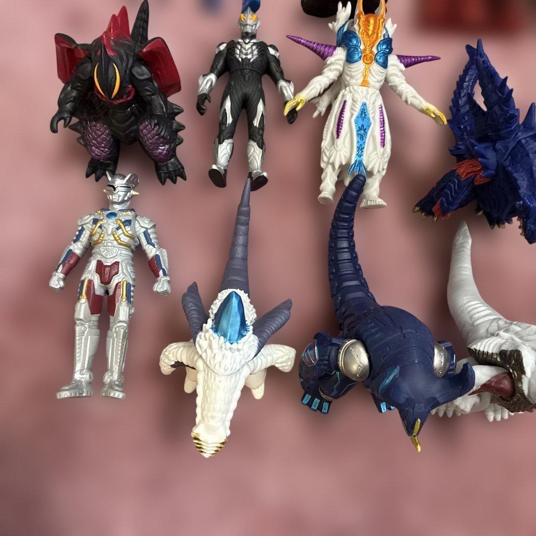 スーパー戦隊 ウルトラマン 仮面ライダーなど19体 ソフビ - メルカリ