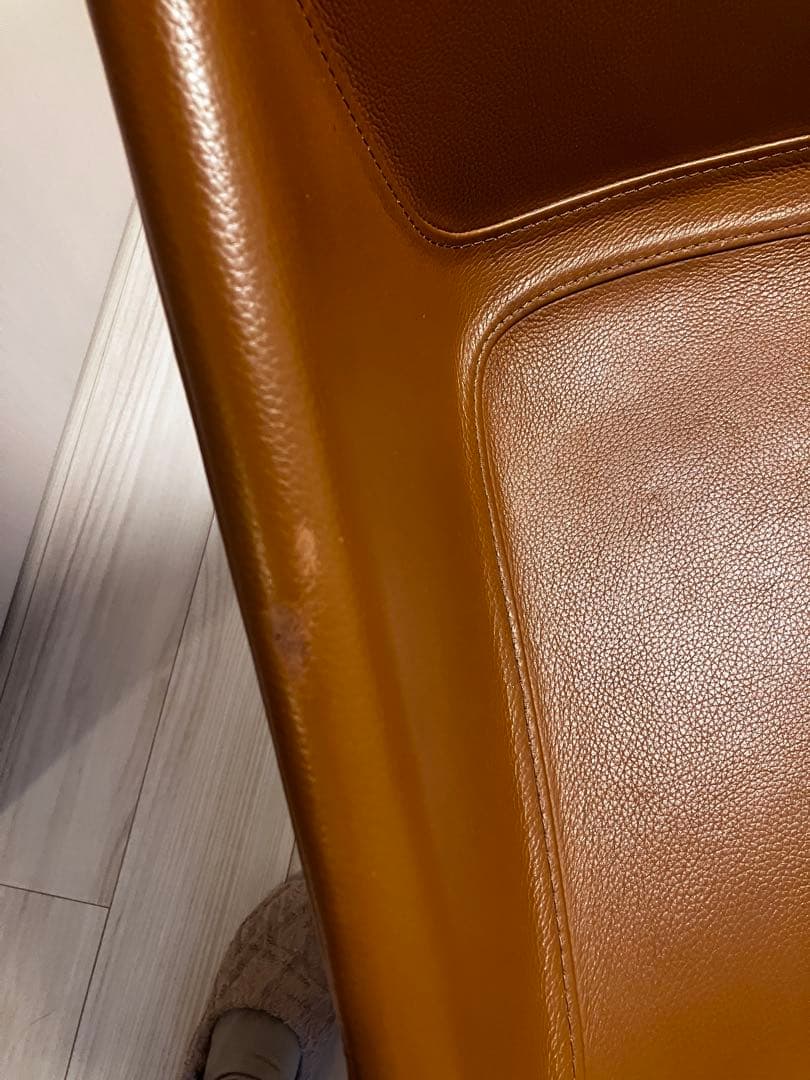 P：Alicante 伸張式ダイニングテーブル／チェア