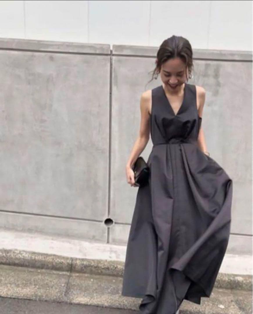 新品タグ付き】定価¥20300 Ameri アメリヴィンテージ ドレスブラック