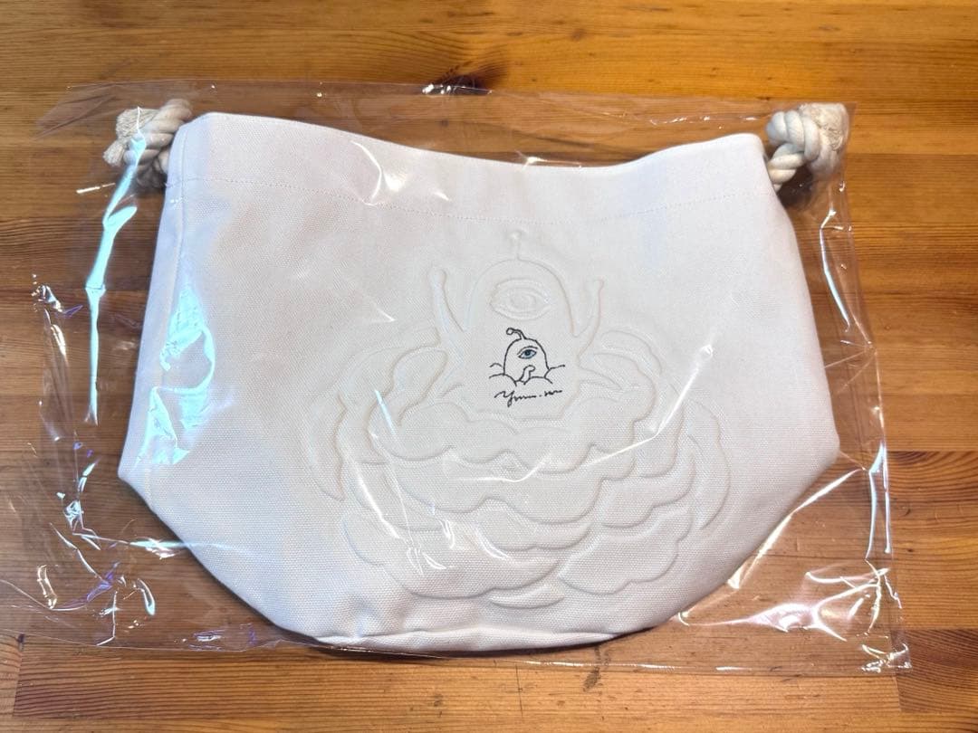 ボリス雑貨店ヒグチユウコひとつめちゃんバケツトート直筆サイン絵入り