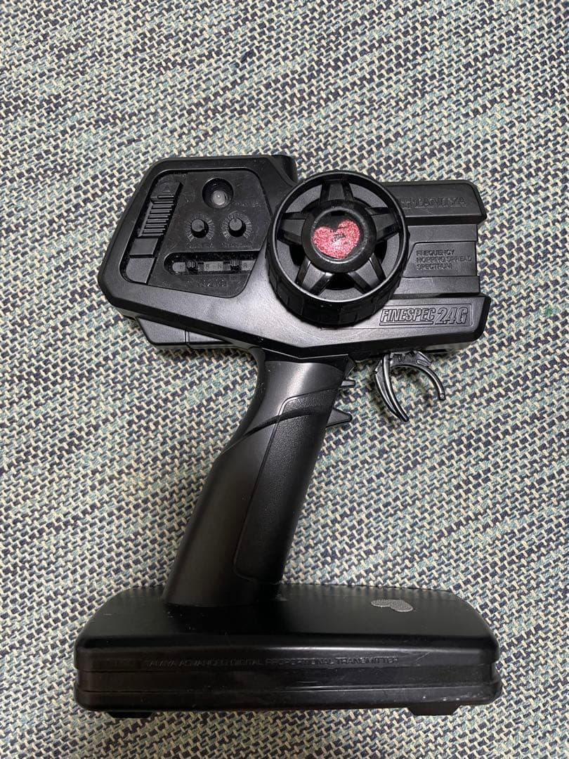 タミヤ グラスホッパー　1/10 電動RCレーシングバギー