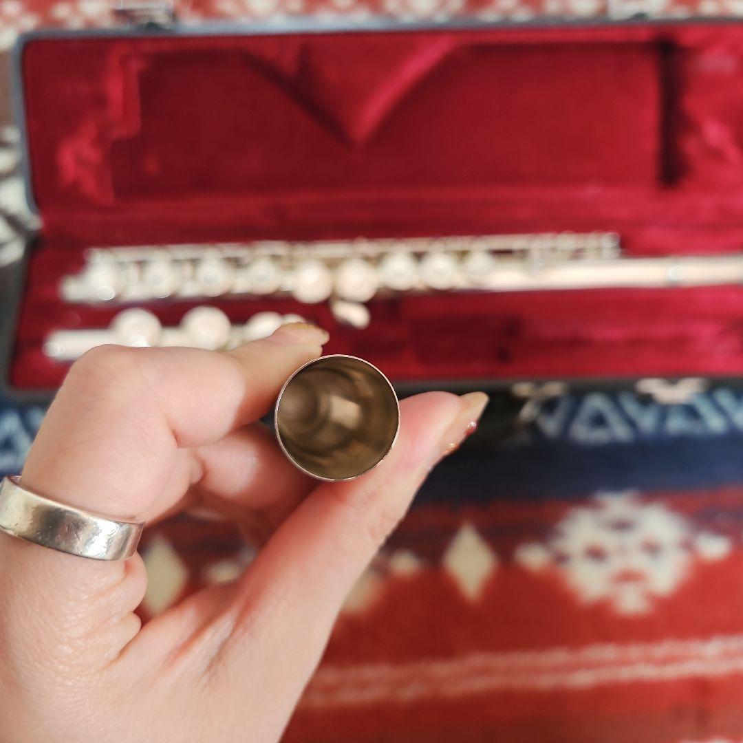 フルート本体 赤い装飾付き