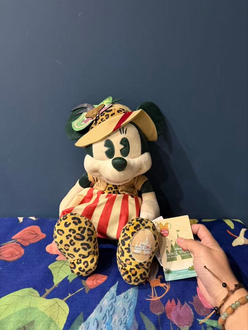 上海ディズニーストア毎月ミニーぬいぐるみ12体セット - メルカリ