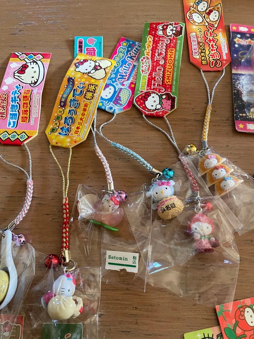 ハローキティ ご当地ストラップ セット40個値下げ不可