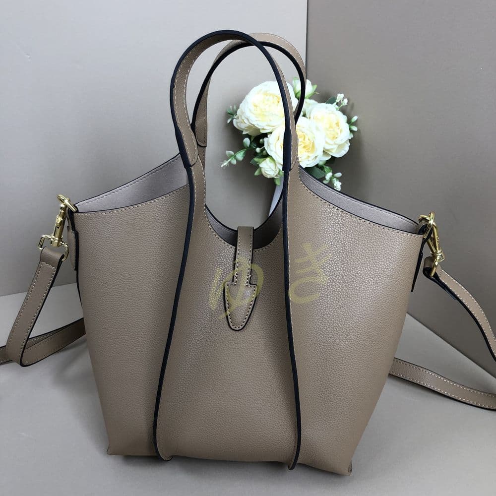 TOD’S トッズ　T タイムレス レザー トートバッグ ベージュ
