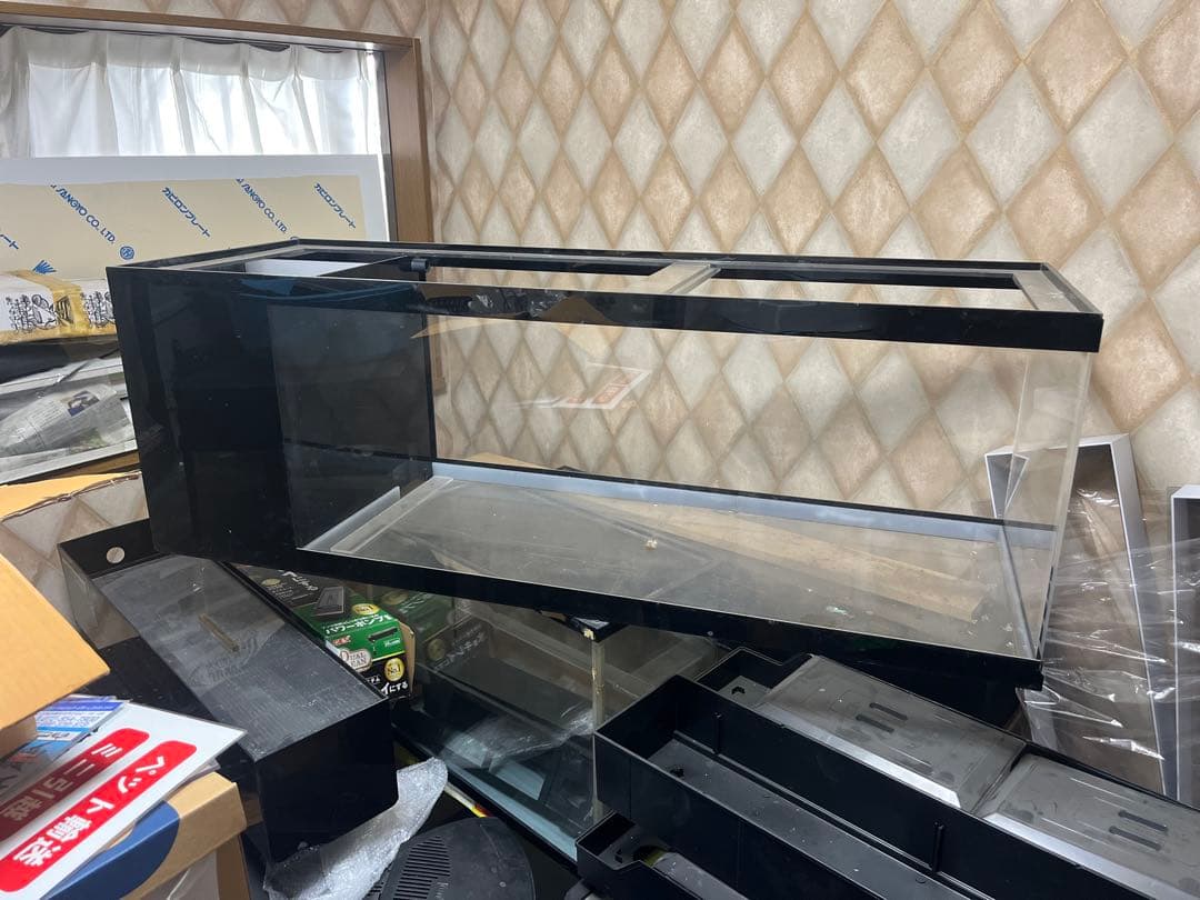 アクリル180×60×60（13㍉） 木材台180×60×高さ