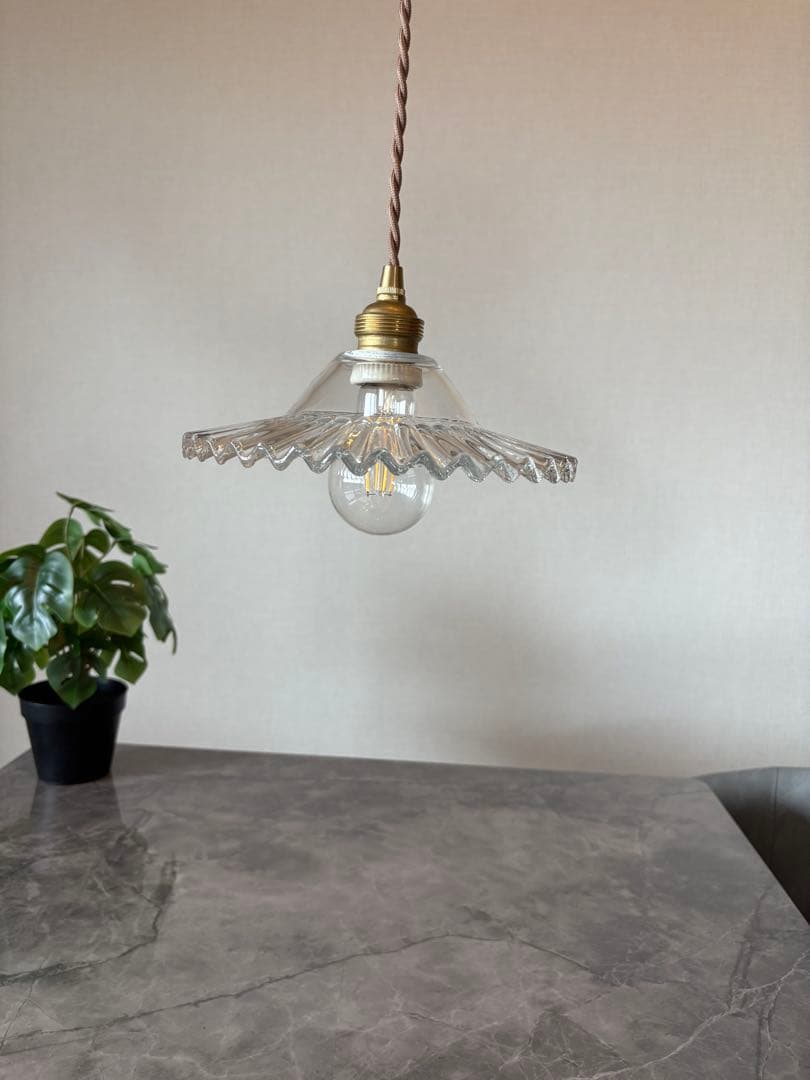 希少！！ガラス製　アンティーク ペンダントライト　(電球もお付けします)