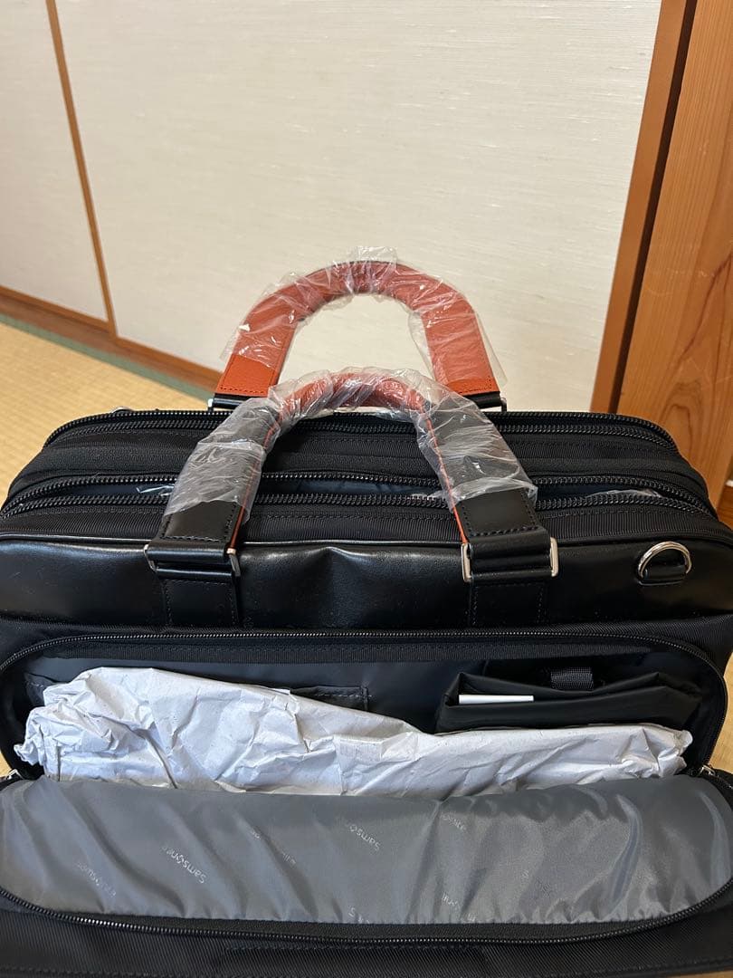 未使用 サムソナイト エピッド4 エクスパンダブル samsonite