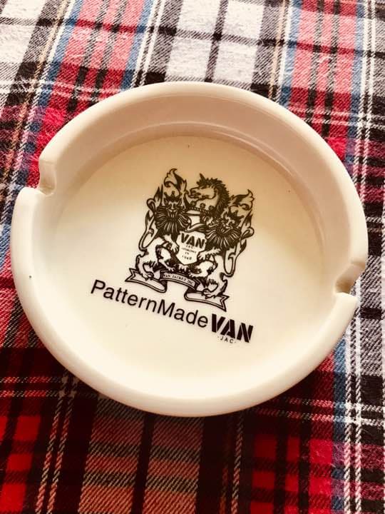 旧VAN JACKET値引きノベルティ灰皿アッシュトレイ送料無料 旧VAN JACKET値引きノベルティ灰皿アッシュトレイ送料無料 S1
