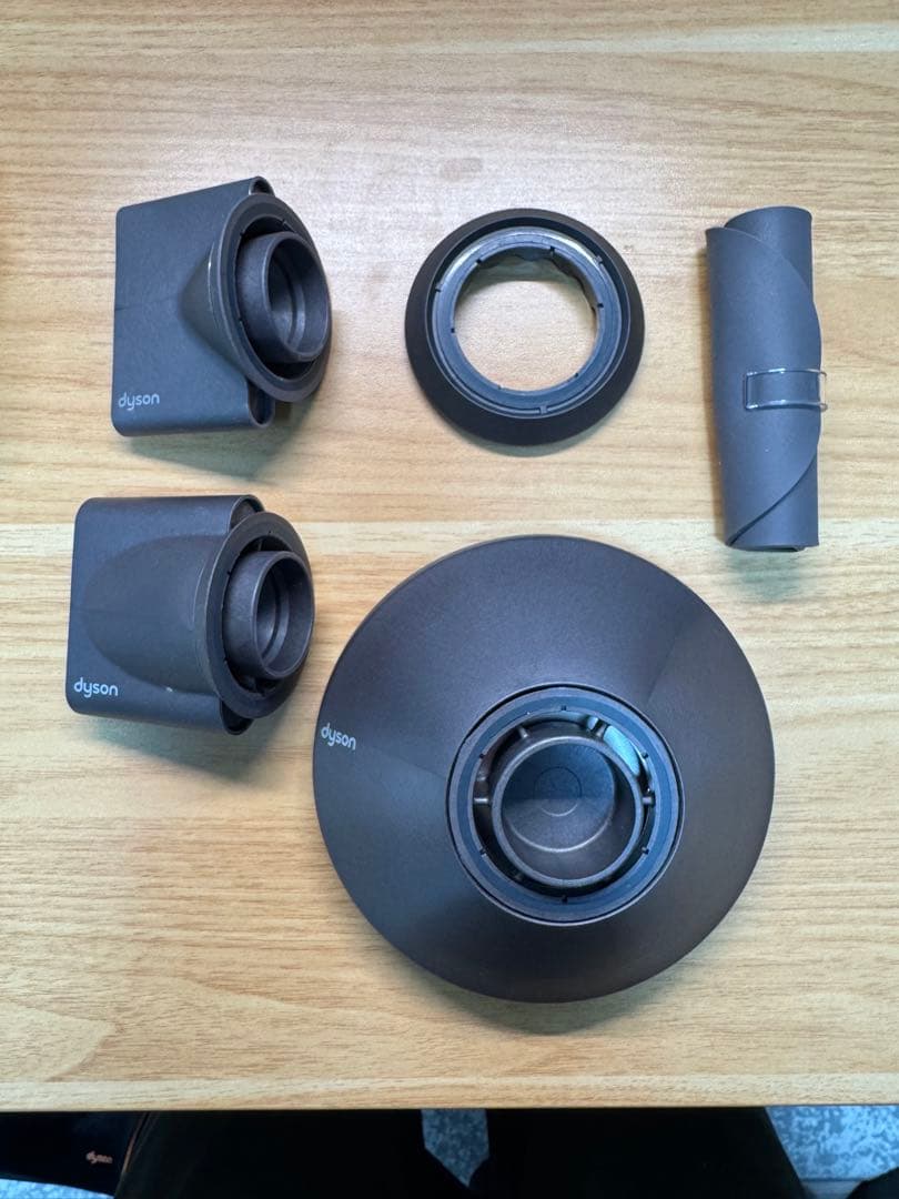 ヘアドライヤー Dyson Supersonic Ionic