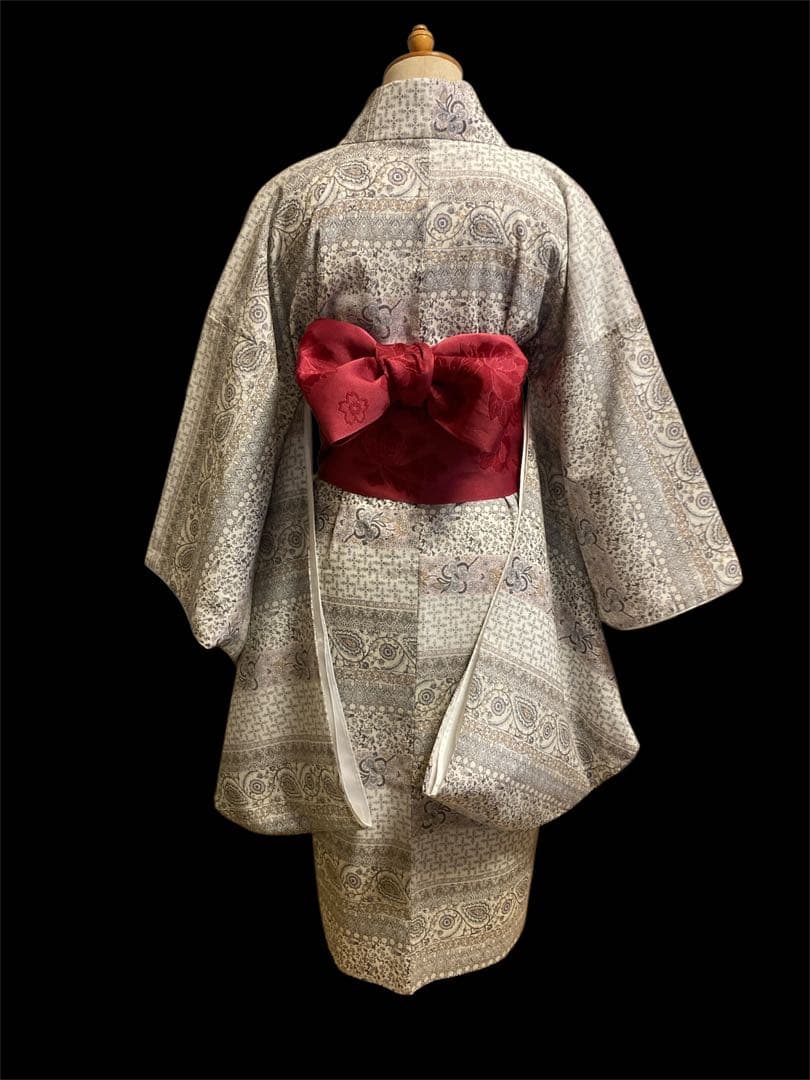 utatane/ウタタネ】袴用 二尺袖(重ね襟縫い付け済み)着物のみ - メルカリ