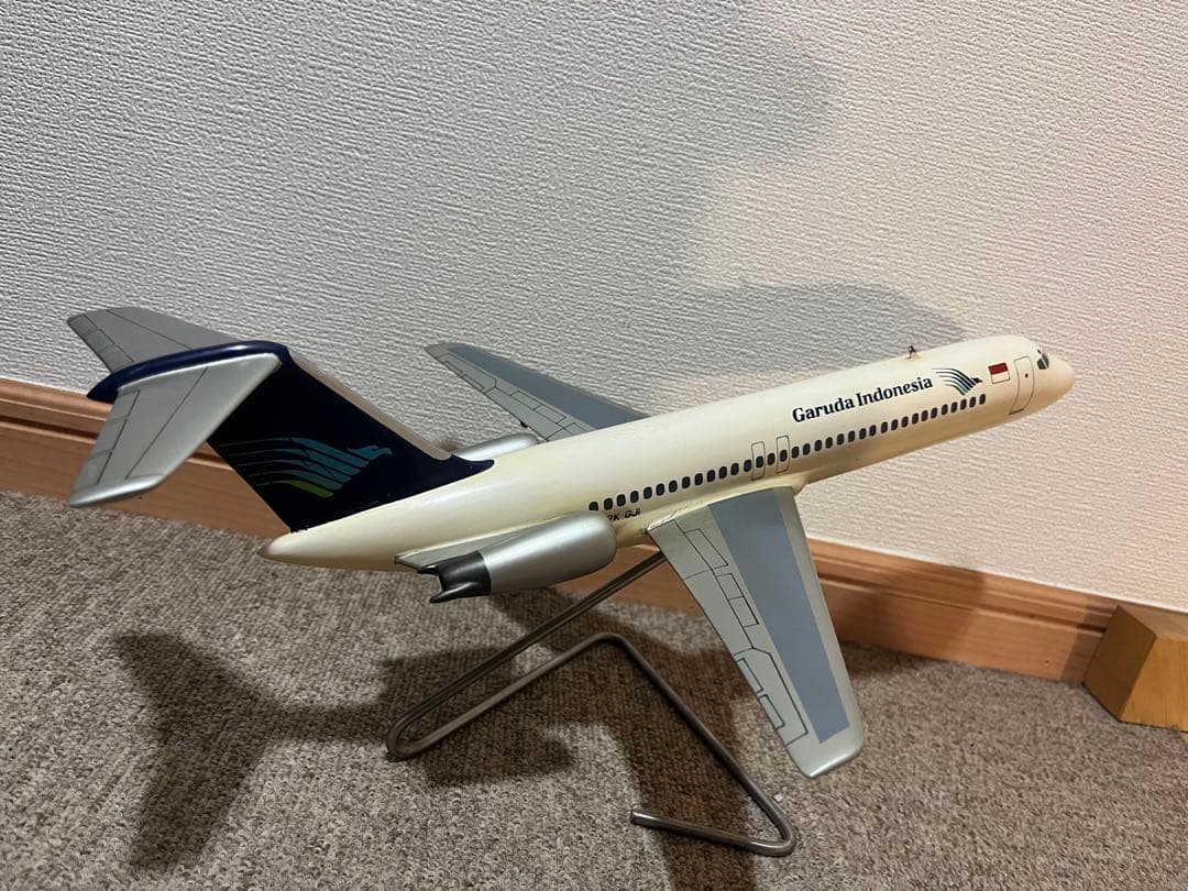 1/100 ガルーダインドネシア航空 DC-9