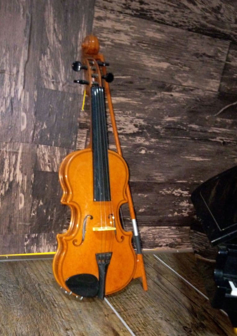 （美品）置物　バイオリンとピアノ　音楽　クラシック　演奏　弦楽器　鍵盤楽器