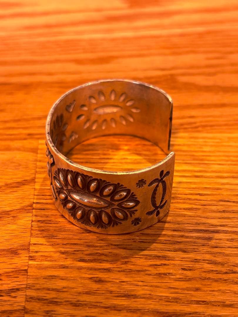 D.cadmn/ドノバンキャドマン/ナバホ族/シルバーオープンバングル