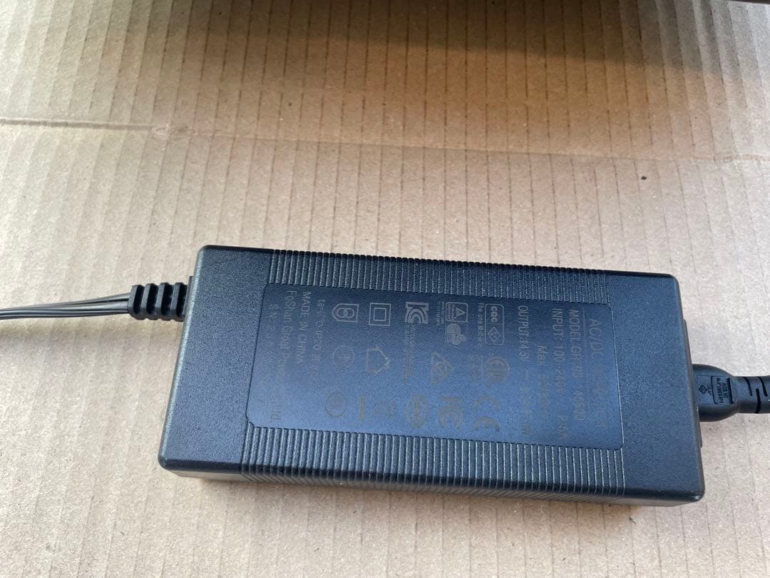 SUNPIE ポータブル冷蔵冷凍庫 60L 車載 家庭用