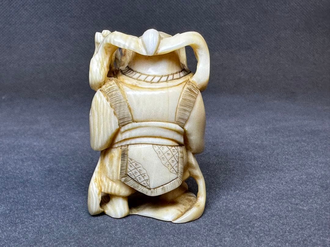 極上 根付 天然素材 アンティーク 和彫 置物 骨董 飾り物 古美術品 置物