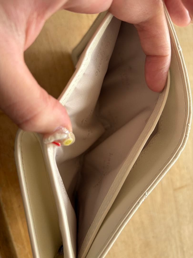 kate spade ホワイト 二つ折り財布