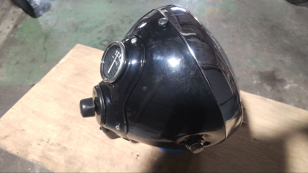 ルーカス Lucas SSU700タイプ ヘッドライト 7インチ 汎用 - メルカリ