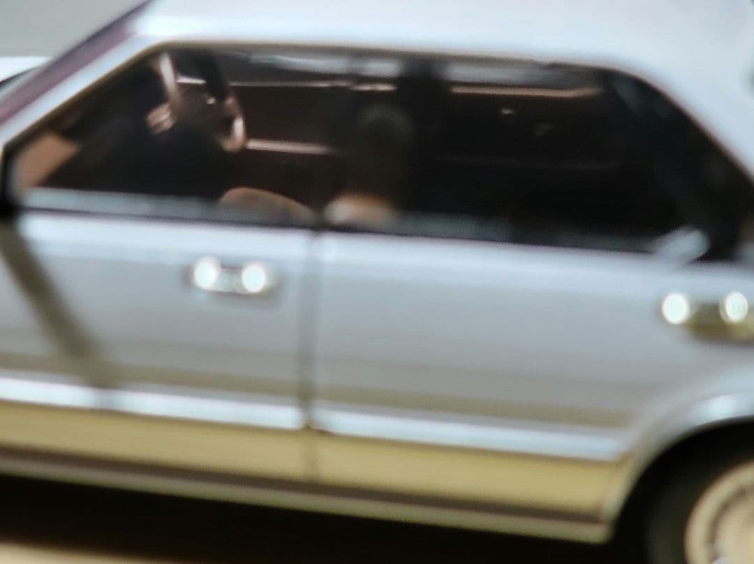 希少！トミカリミテッドヴィンテージネオ43セドリック ブロアムVIP Y31