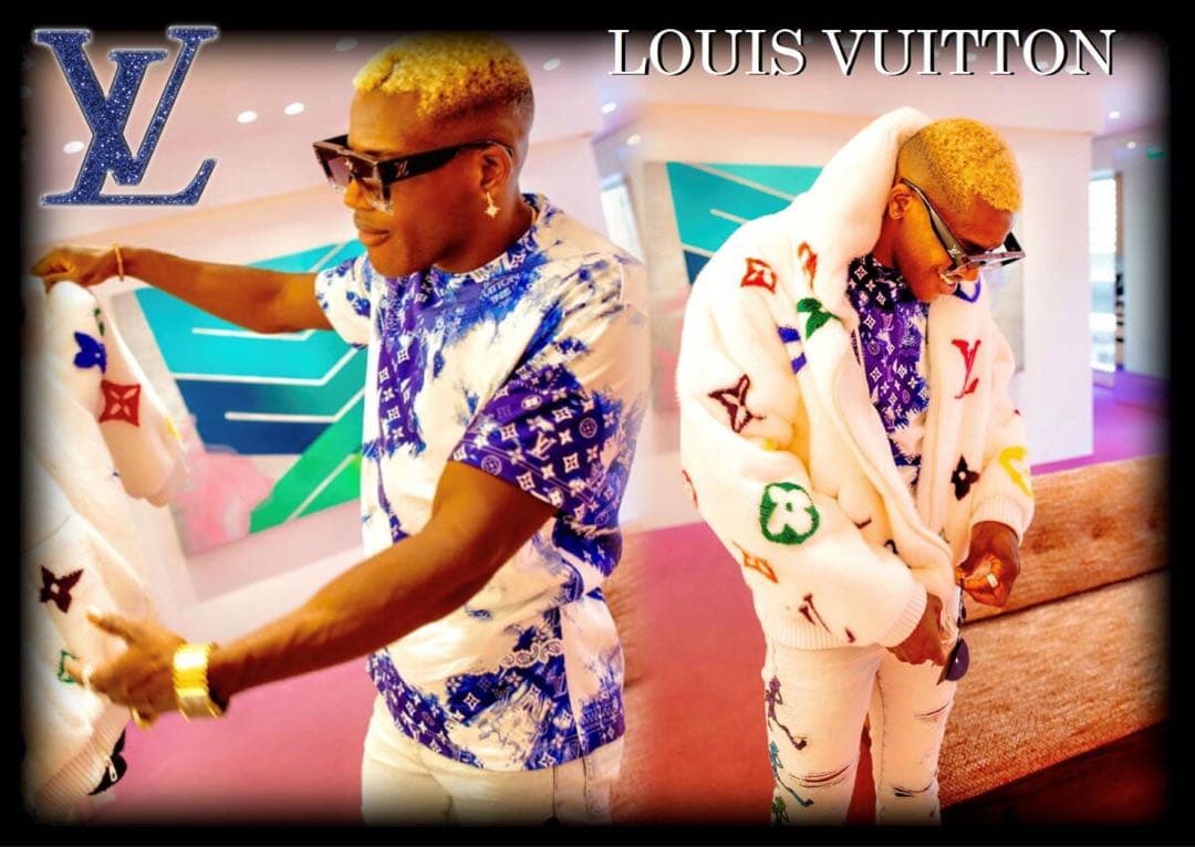 ルイヴィトン バンダナモノグラム Tシャツ 白 青 メンズ S 国内正規品