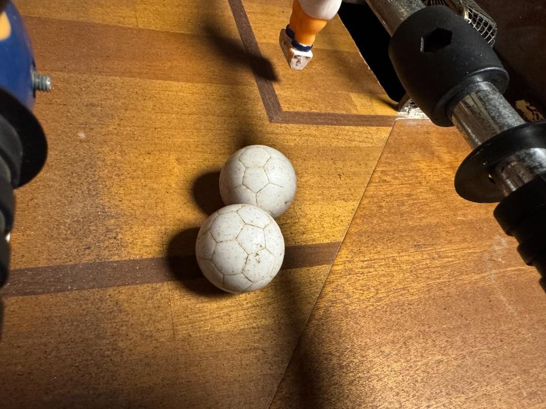 本格 サッカーボールテーブル（テーブルサッカー） 中古品 引き取り歓迎