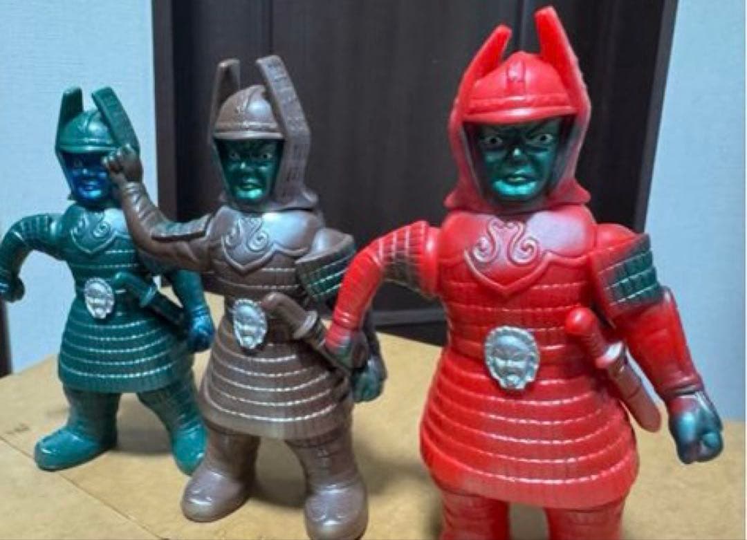 激レア1966年刻印有り　当時物？大魔神フィギュア 3体セット20センチ程
