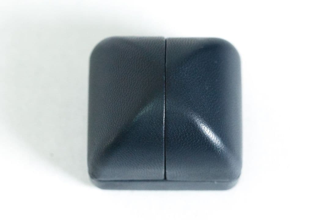 美品HARRY WINSTON リングケース ダークブルー ケースのみ