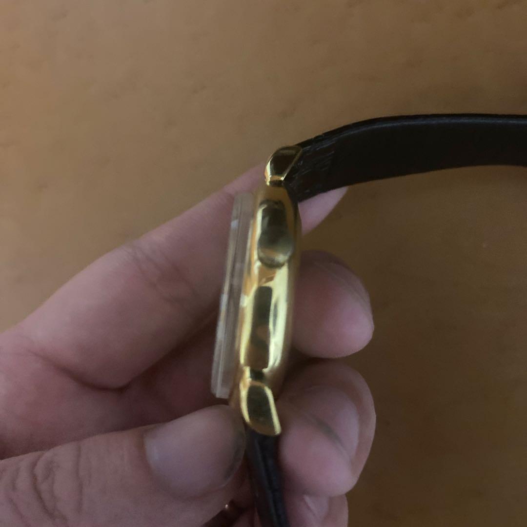 GROVANA 手巻き時計　スケルトン　17石　スイス