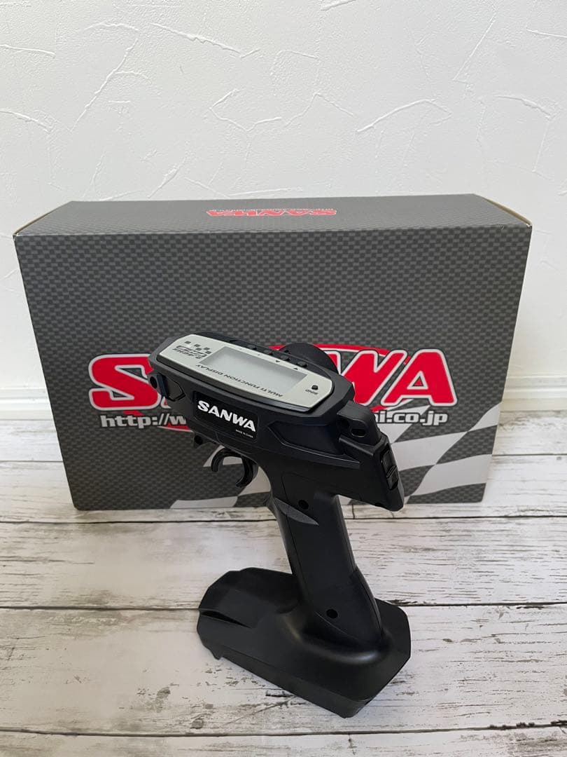 四駆ペニ丸　CR01 ROCK SOCKER