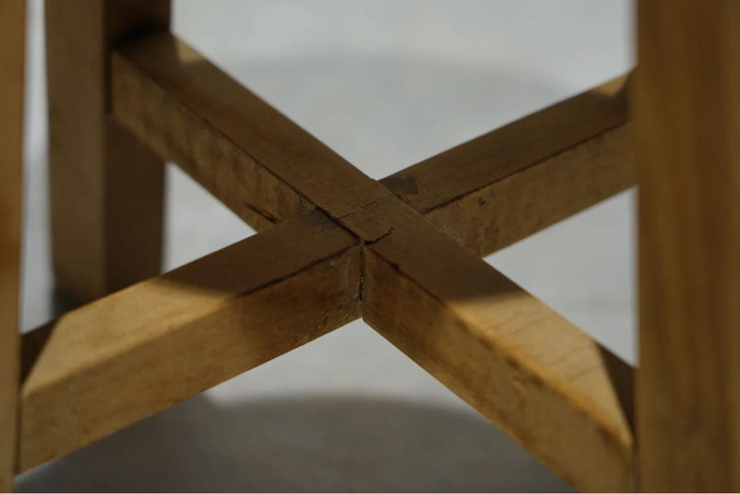 ビンテージ　丸スツール　レトロ　アンティーク　古木