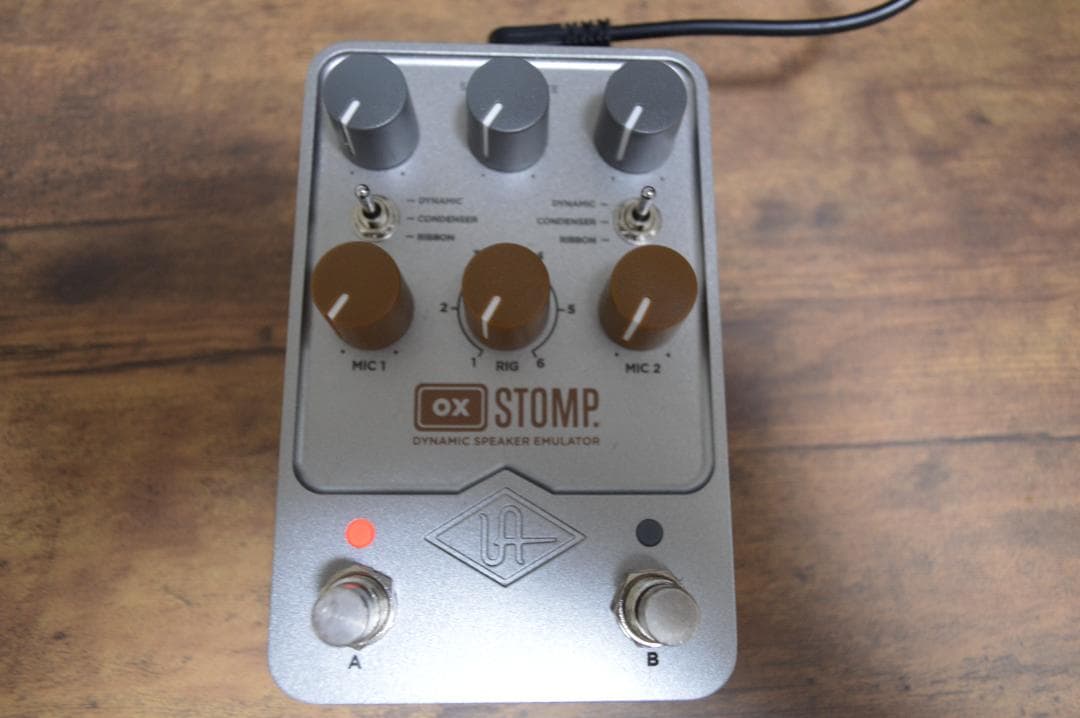 UAFX OX Stomp UNIVERSAL AUDIO 箱付き