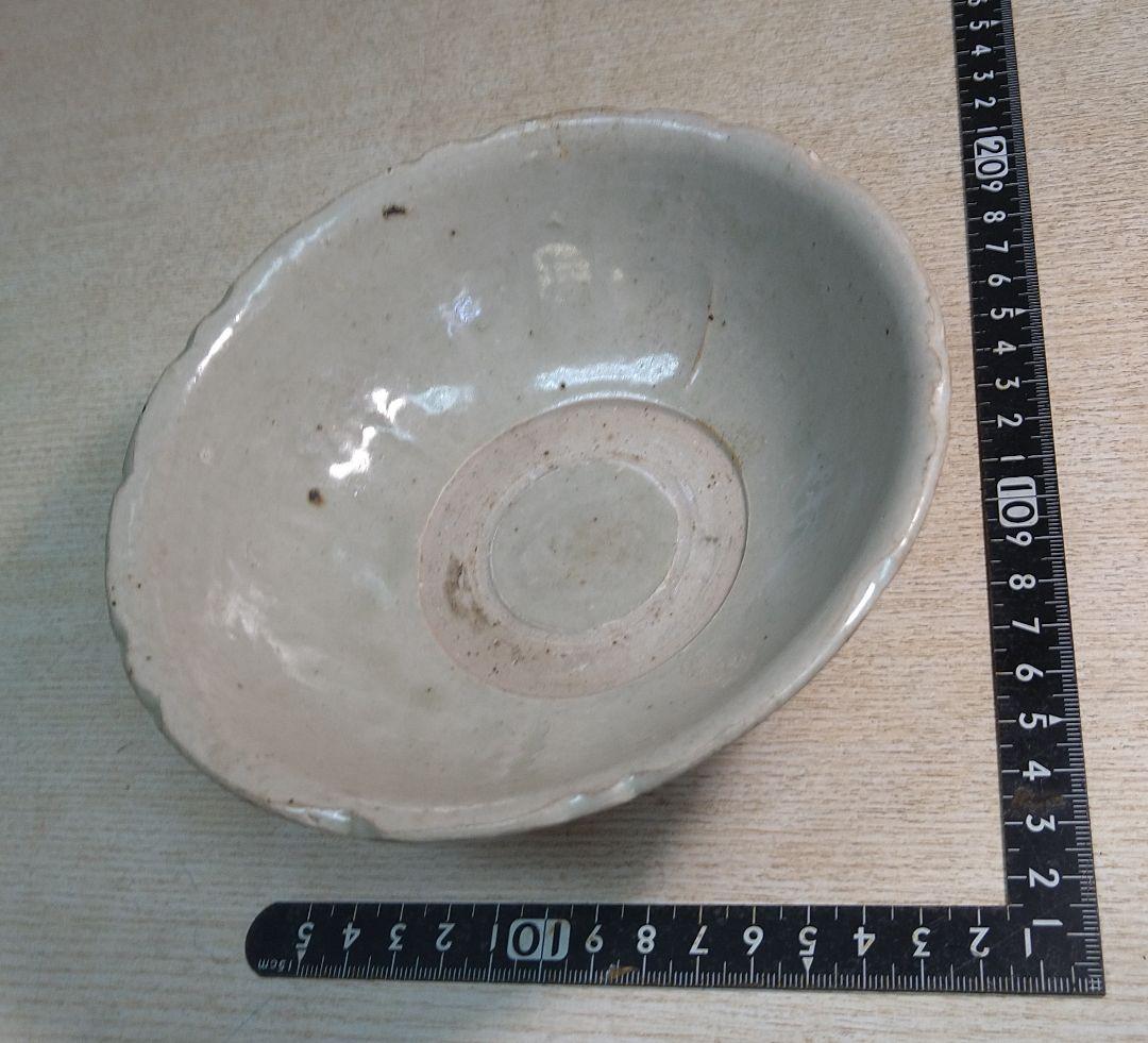 南宋白磁輪花茶碗 中国南宋時代r5-13