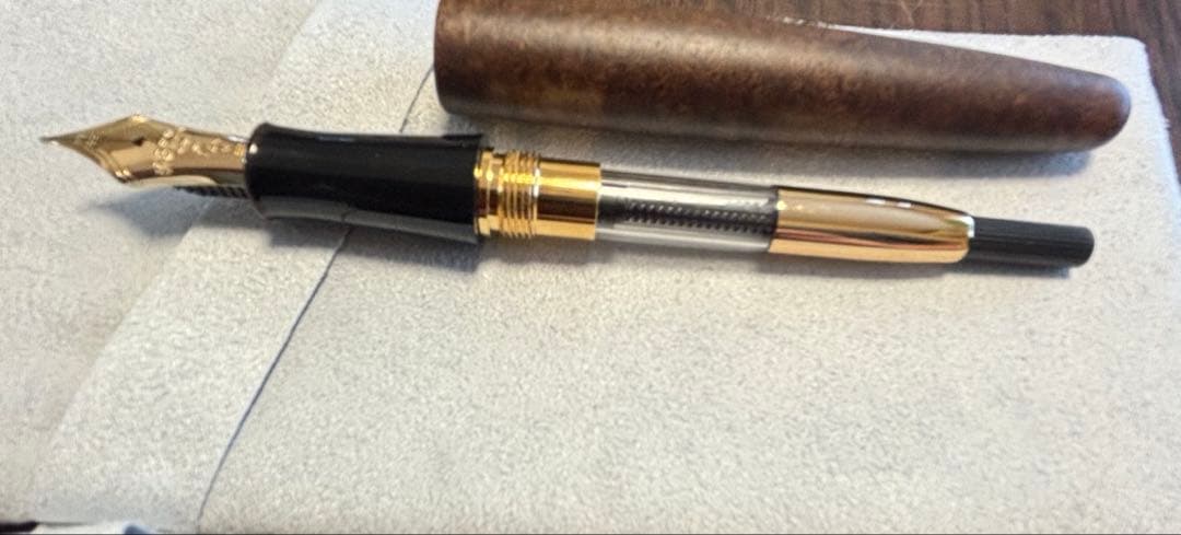 廃盤品 プラチナ万年筆 3776 赤プライヤー