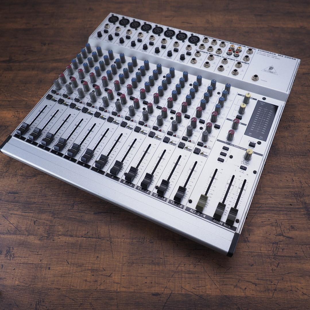 BEHRINGER EURORACK MX2004A 動作確認済 アダプターあり