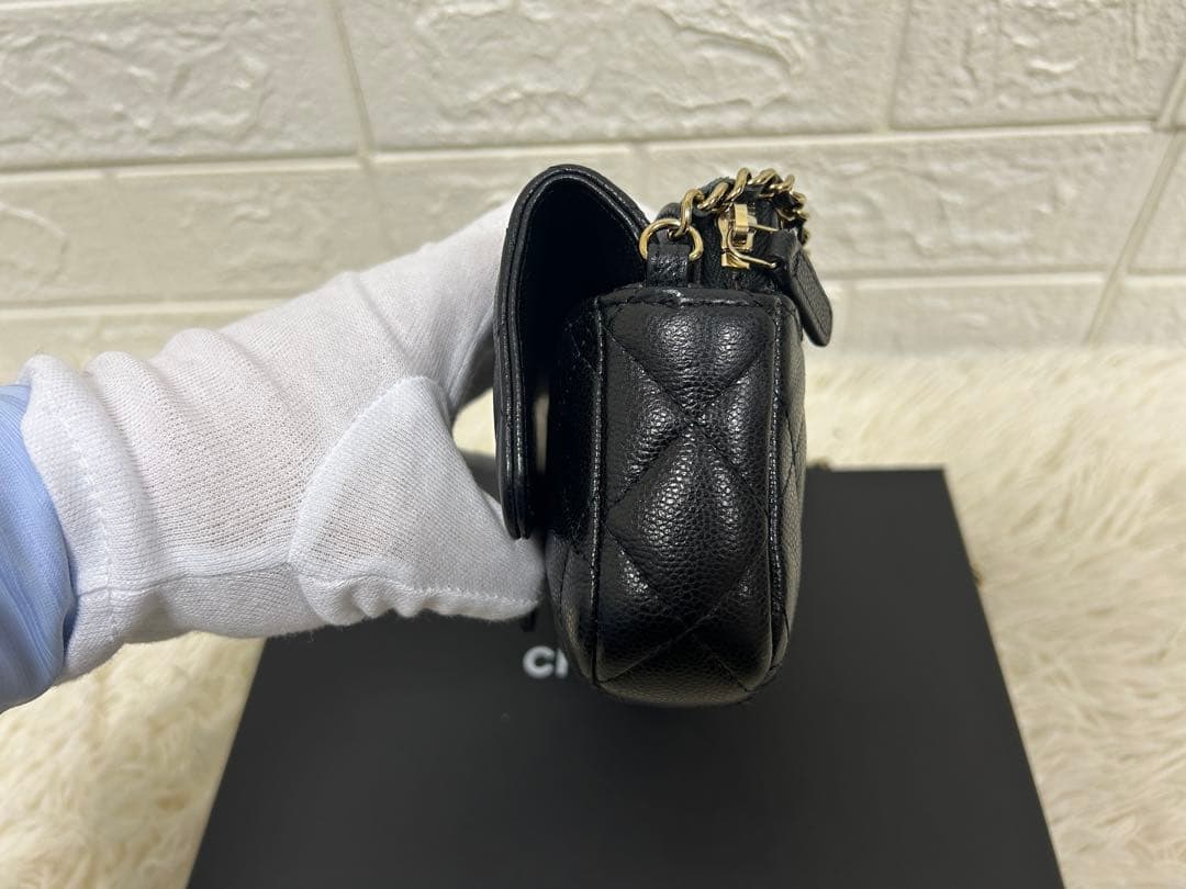 CHANEL ショルダー　チェーンウォレット　キャビアスキン