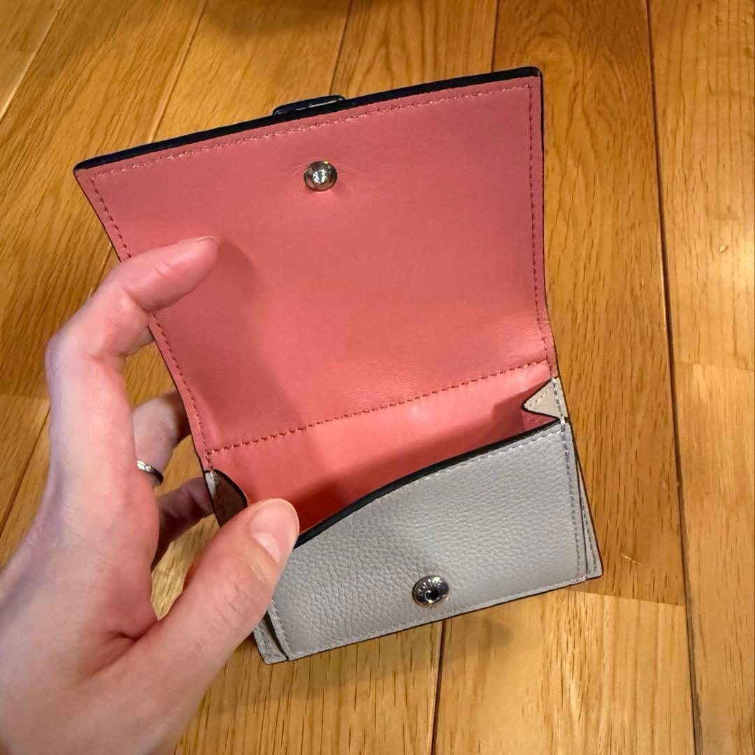 【LOEWE】トライフォールド ウォレット（ソフトグレインカーフ）