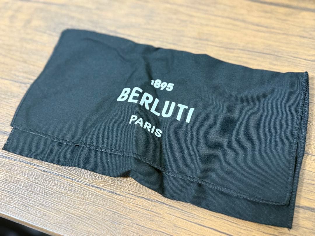 【使用歴2年】BERLUTI ブラック レザー 長財布 保存袋付き